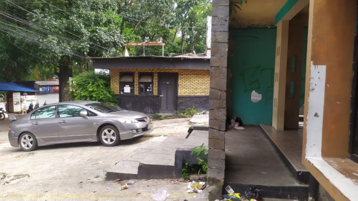 Disewakan Rumah Usaha Bekas Restoran Kafe di Burangrang Bandung